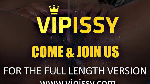 VIpissy - Czech babes enjoy vibrator during play