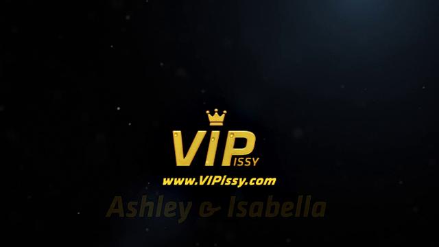 VIpissy - Czech babes enjoy vibrator during play