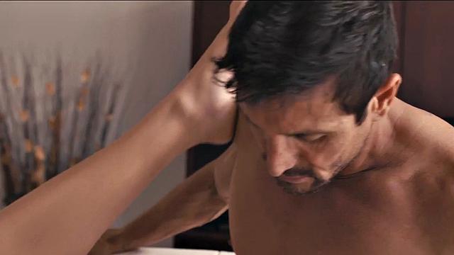 hairy bae pussy drilled by lover