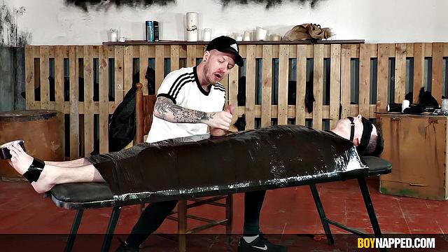 Utilizing Twinky Myott - Part 1 - Myott Hunter & Sean Taylor