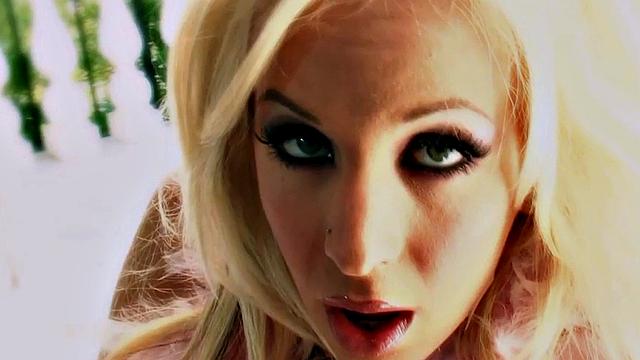 Slutty MILF loves fucking hard on BWC in missionary