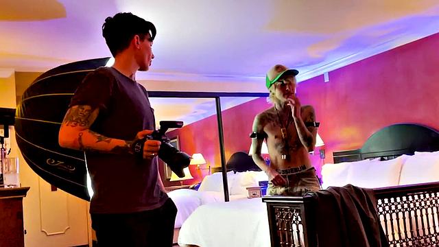 21yo MTF with tattoos enjoys foreplay with GF