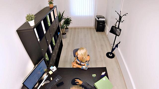 LOAN4K. Stunning lady uses body to make loaner forget about first debt