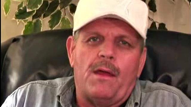 Стива разносит от жесткой дрочки и горячего финала