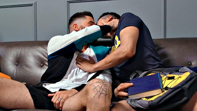 Inked college jock rides dick before doggystyled