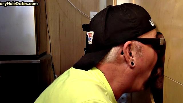 Amateur gloryhole deepthroats