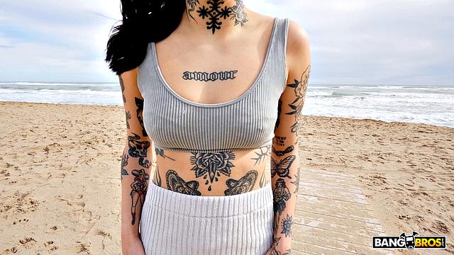 Perfect Booty in Public