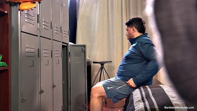 Ferdinand strips down and shows off in the locker room, like nobody's watching but everyone wishes they were