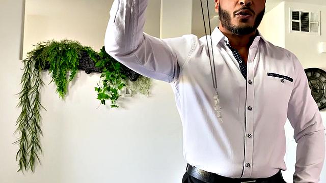 Hunk barebacking in interracial duo during pov sex