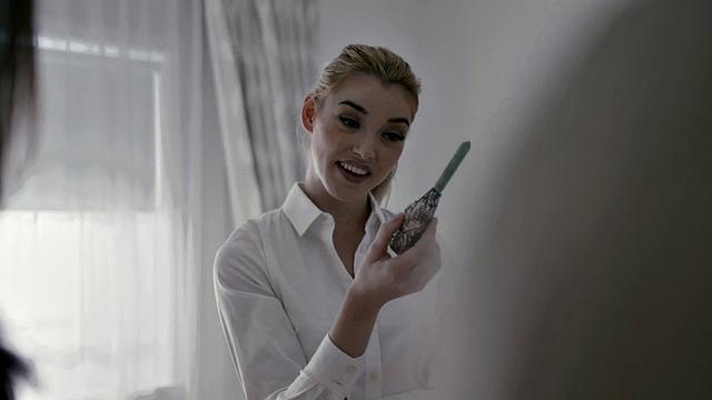 Busty ginger les pussylicking curvy in erotic couple