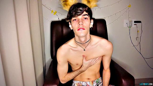Hairy Twink Makes a Mess - Henry Evans