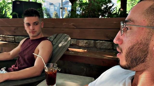 Gay stud duo enjoy bareback anal in hotel room