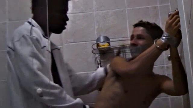 леандро круз безжалостно трахается с риу мело в крепком разврате