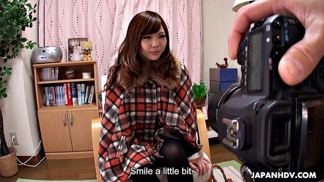 Kanon Hisaki is fucked for presents from mall