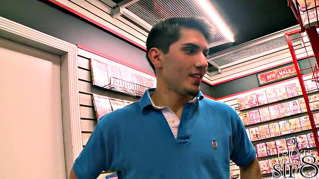 str8 guy fooled by gay gloryhole