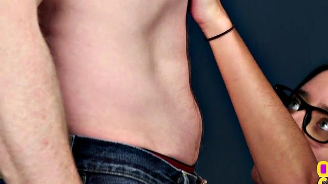 Amateur 21yo CFNM gal with glasses sucks n jerks cock 4 cum