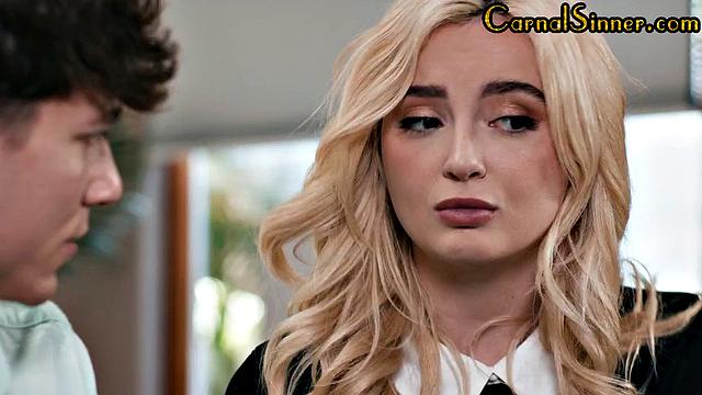 Sexy blonde babe analbanged by stud