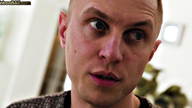 Cockhungry babe pussypounded and creampied in threesome