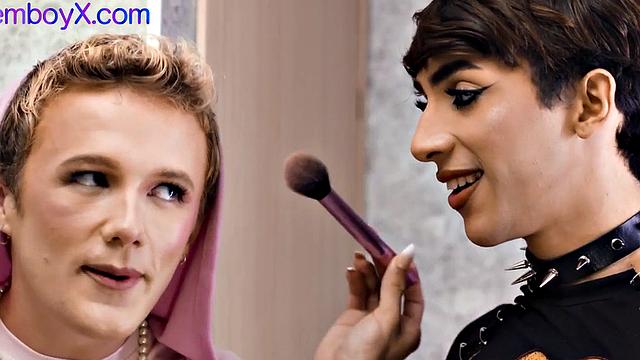 21yo boys bareback fucked in 3some by muscled hunk