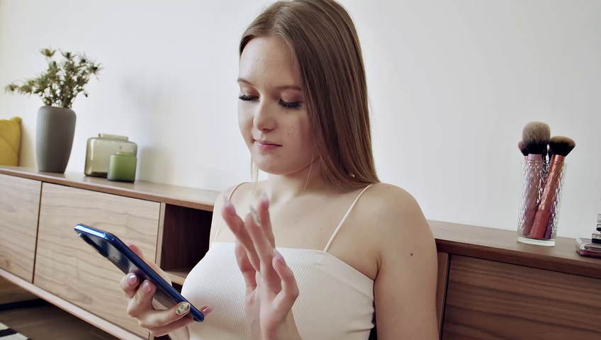 Young Courtesans - Escaped Bride - Teen fun selfies and fuck
