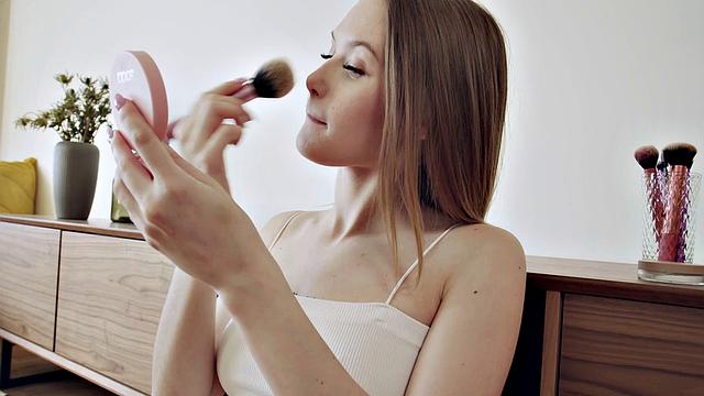 Young Courtesans - Escaped Bride - Teen fun selfies and fuck