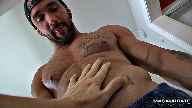 Sexy Open Minded Jock Jerks For Pascal - Zack Lemec - Maskurbate