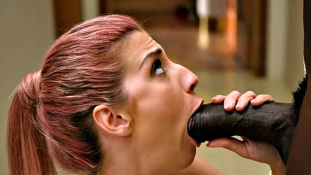 Petite Euro bae analpounded