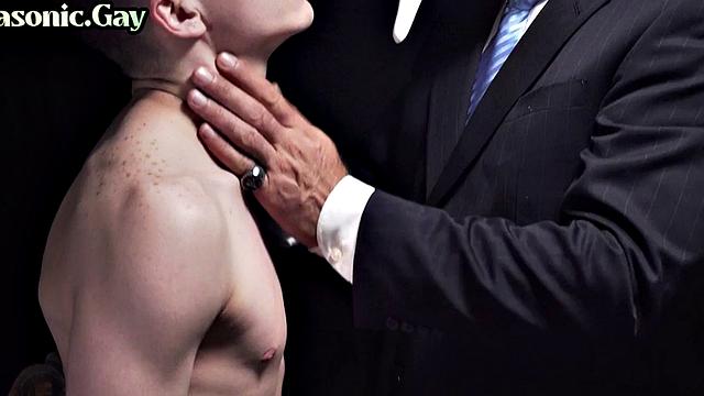 Masonic powerful DILF in suit fucks stud in anal
