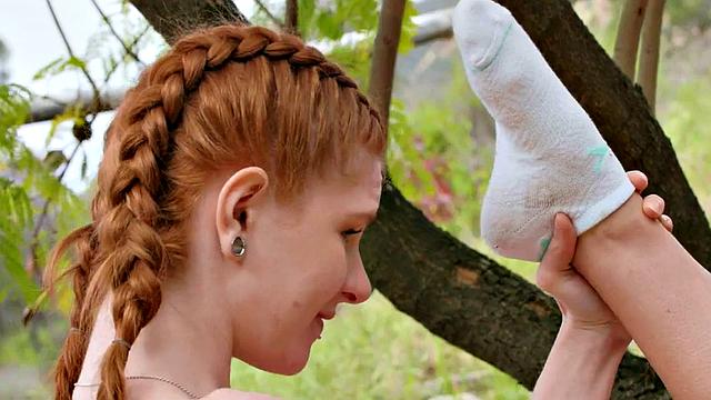 21yo nympho lesbians enjoy fingering pussies while licking