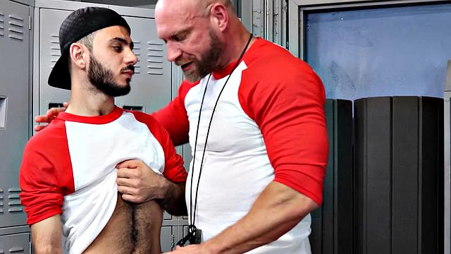 FamilyCreep - Latino Jock Gets POUNDED BY STEPDAD'S MASSIVE COCK