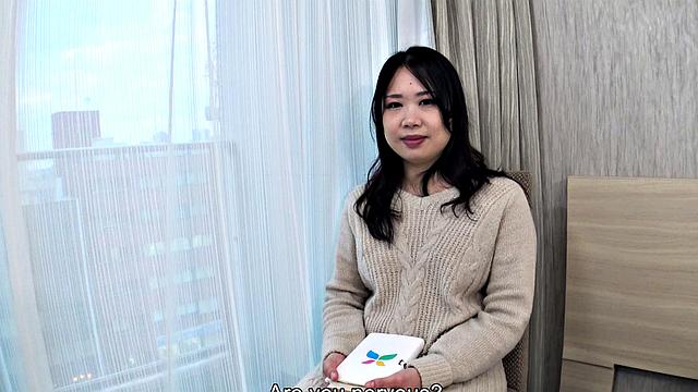 Kaori Sakuraba is a cheating wife in Tokyo seeking outside sex