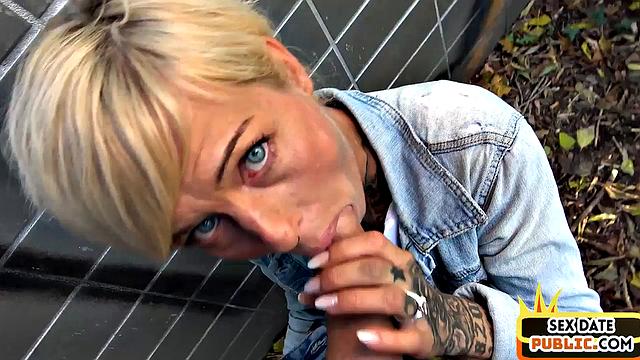 Roundass horny bae bouncing cock outdoor