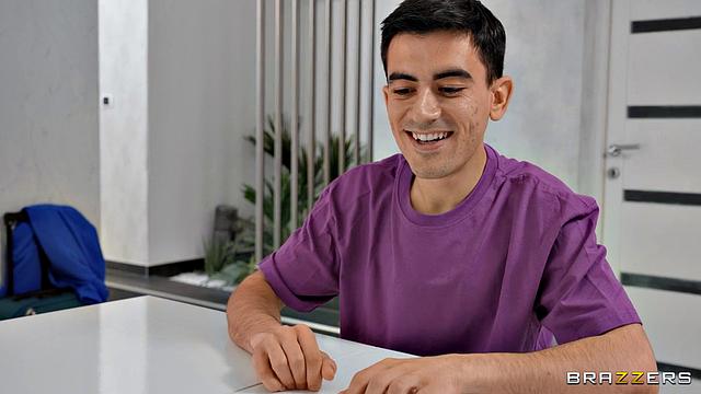 Balls Deep In MILF's Bubble Bath