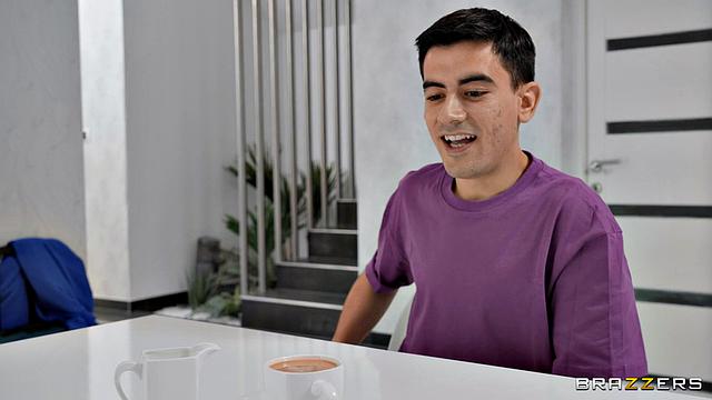 Balls Deep In MILF's Bubble Bath