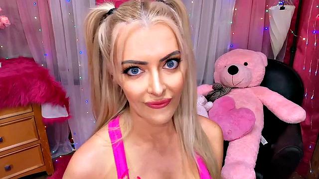 POV stepdaughter babe talks dirty and rides stepdaddy