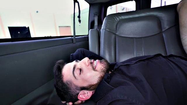 Muscular hunk pleases a hairy-haired babe in the backseat after a hot casting