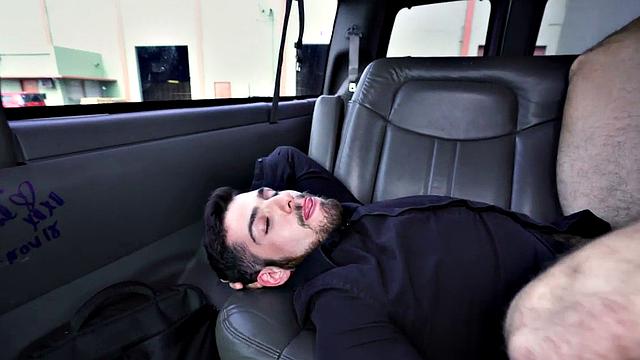 Muscular hunk pleases a hairy-haired babe in the backseat after a hot casting