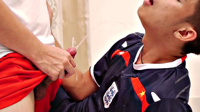 Asian twink barebacked by BF after cocksucking