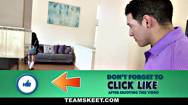 How Many Licks Does It Take To Get To The Center Of Sweet Petite