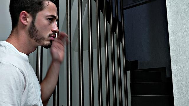валентина застала лолу за жадным риммингом у друга