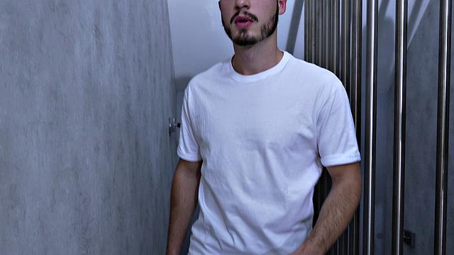 валентина застала лолу за жадным риммингом у друга