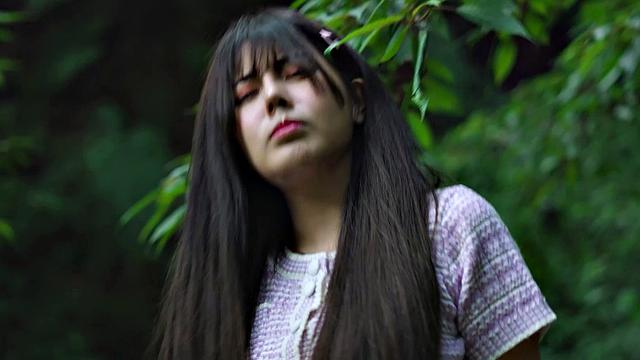 Welcome to our model Ranako In the wood