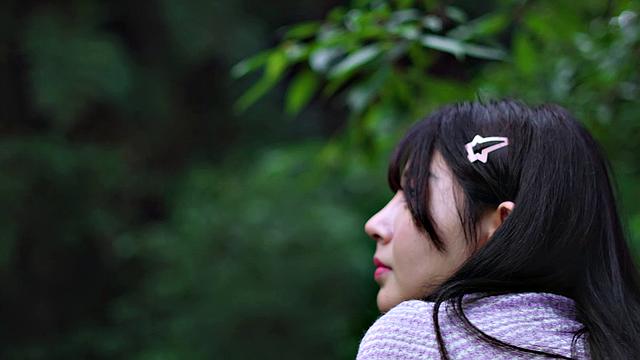 Welcome to our model Ranako In the wood