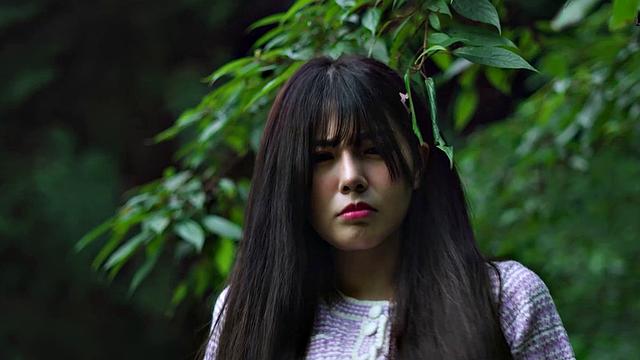 Welcome to our model Ranako In the wood