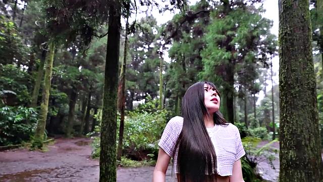 Welcome to our model Ranako In the wood