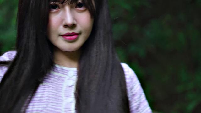 Welcome to our model Ranako In the wood