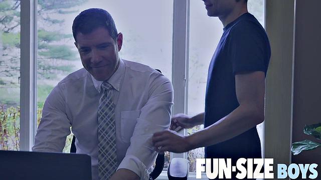 AUSTIN Chapter 21 - Workday Distraction