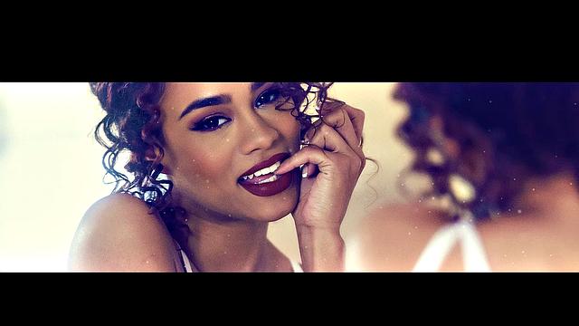 Ebony babe Scarlit Scandal Strips and Plays With Perky Nipples Before Masturbating