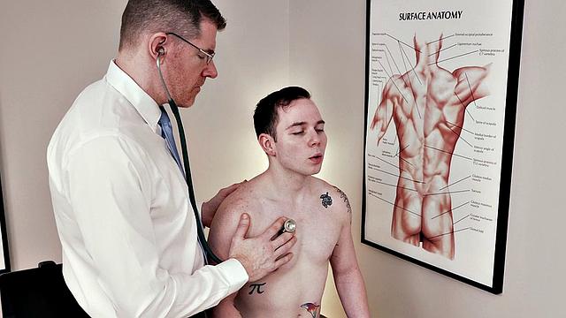 Tall DILF doctor fucks petite twink in infirmary