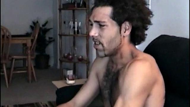 Straight Enrique Gets Pleasured